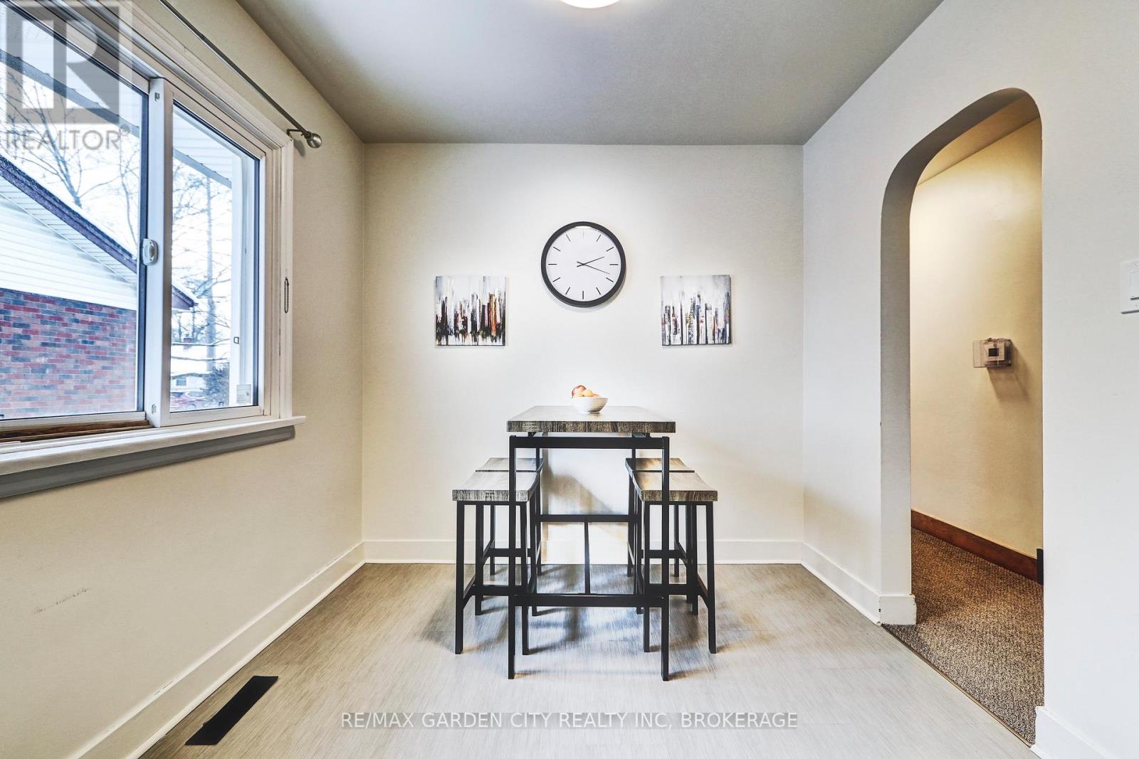 Main Floor - 59 Jacobson Avenue, St. Catharines (Glendale/glenridge), Ontario  L2T 3A2 - Photo 5 - X12819418