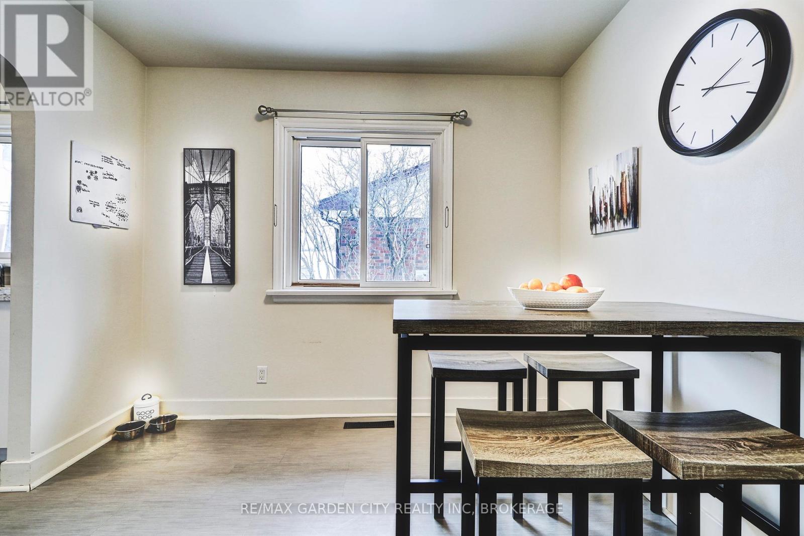 Main Floor - 59 Jacobson Avenue, St. Catharines (Glendale/glenridge), Ontario  L2T 3A2 - Photo 6 - X12819418