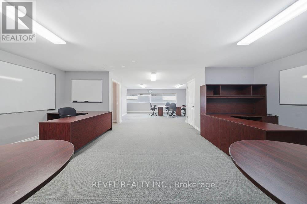 12-Upper - 45 Dalkeith Drive, Brantford, Ontario  N3P 1M1 - Photo 10 - X12816940