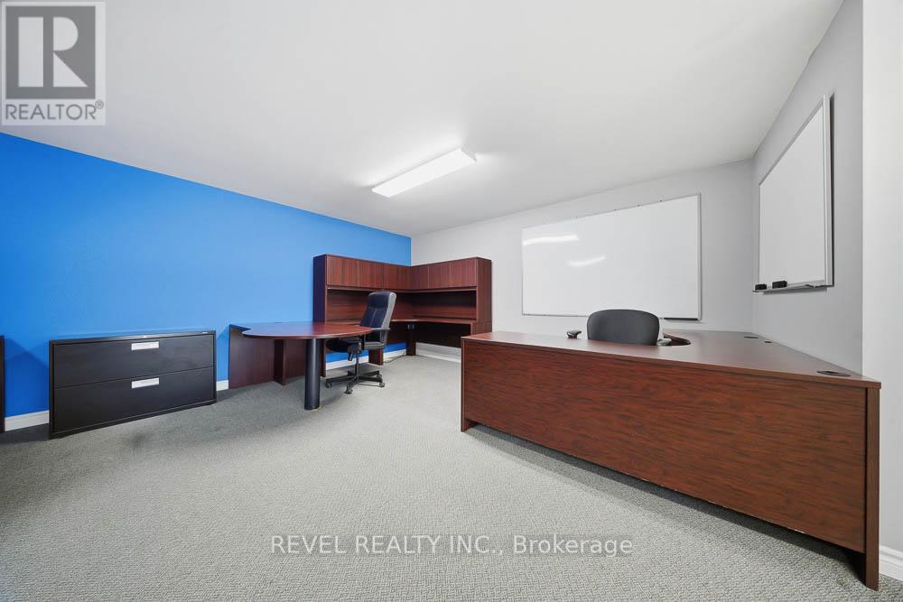 12-Upper - 45 Dalkeith Drive, Brantford, Ontario  N3P 1M1 - Photo 7 - X12816940