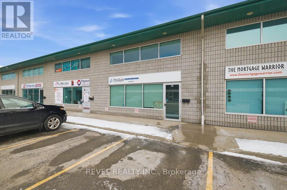 12-Upper - 45 Dalkeith Drive, Brantford, Ontario  N3P 1M1 - Photo 2 - X12816940