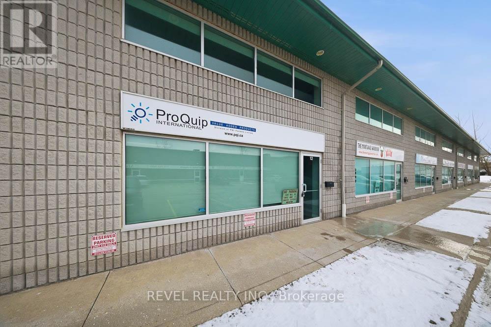 12-Upper - 45 Dalkeith Drive, Brantford, Ontario  N3P 1M1 - Photo 4 - X12816940