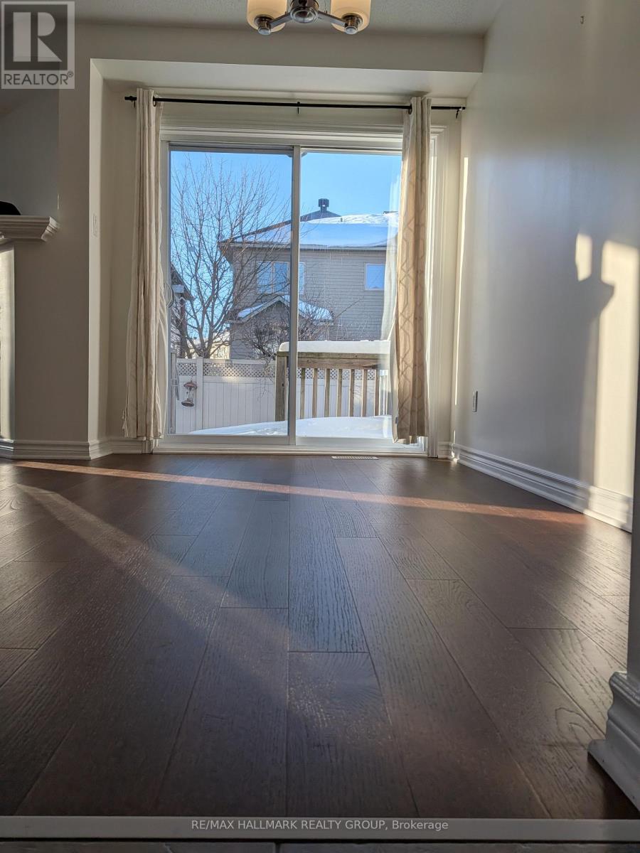 123 Garrity Crescent, Ottawa, Ontario  K2J 3T4 - Photo 3 - X12580598