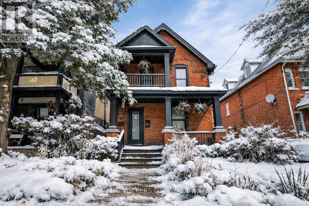 597 MACLAREN STREET, Ottawa, Ontario