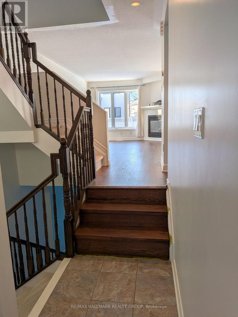 123 Garrity Crescent, Ottawa, Ontario  K2J 3T4 - Photo 6 - X12580598