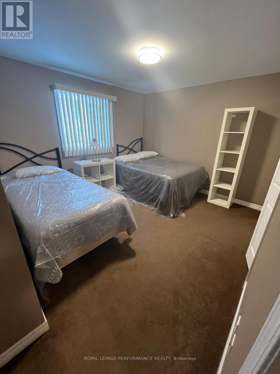 35, 35a And 37 Cloverloft Court, Ottawa, Ontario K2S 1T3 - Photo 6 - X12811134