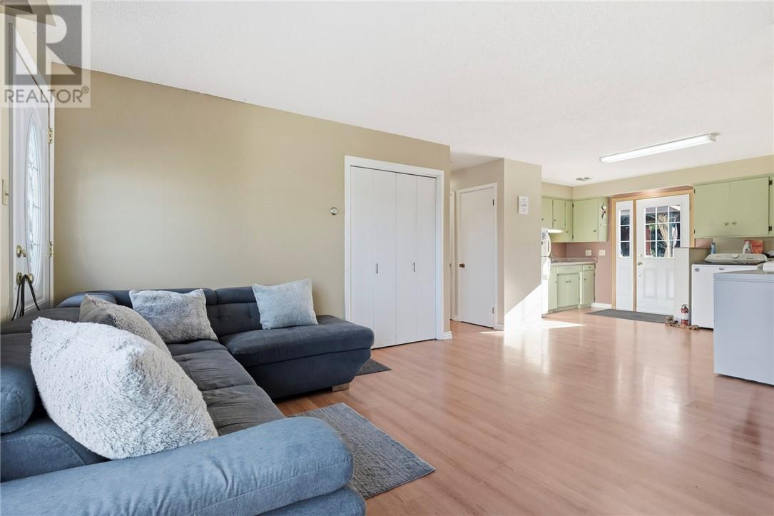 44 Richard Court, Dowling, Ontario  P0M 1R0 - Photo 12 - 2125556