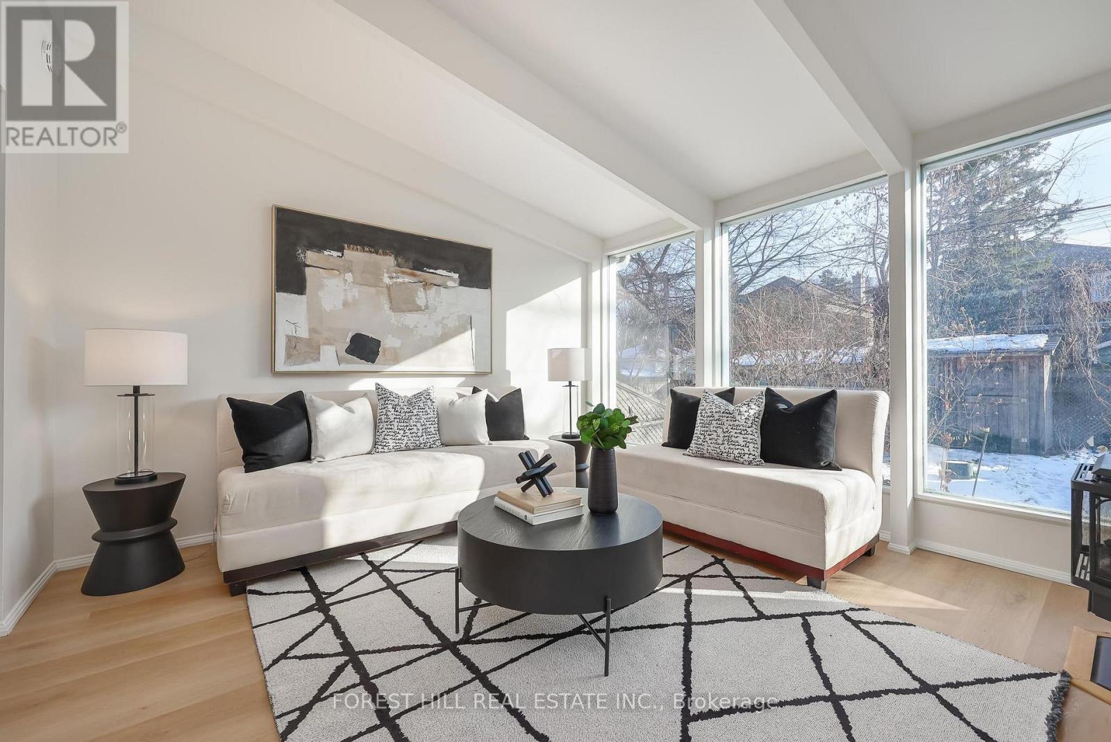 33 Glengarry Avenue, Toronto, Ontario  M5M 1C8 - Photo 8 - C12819394