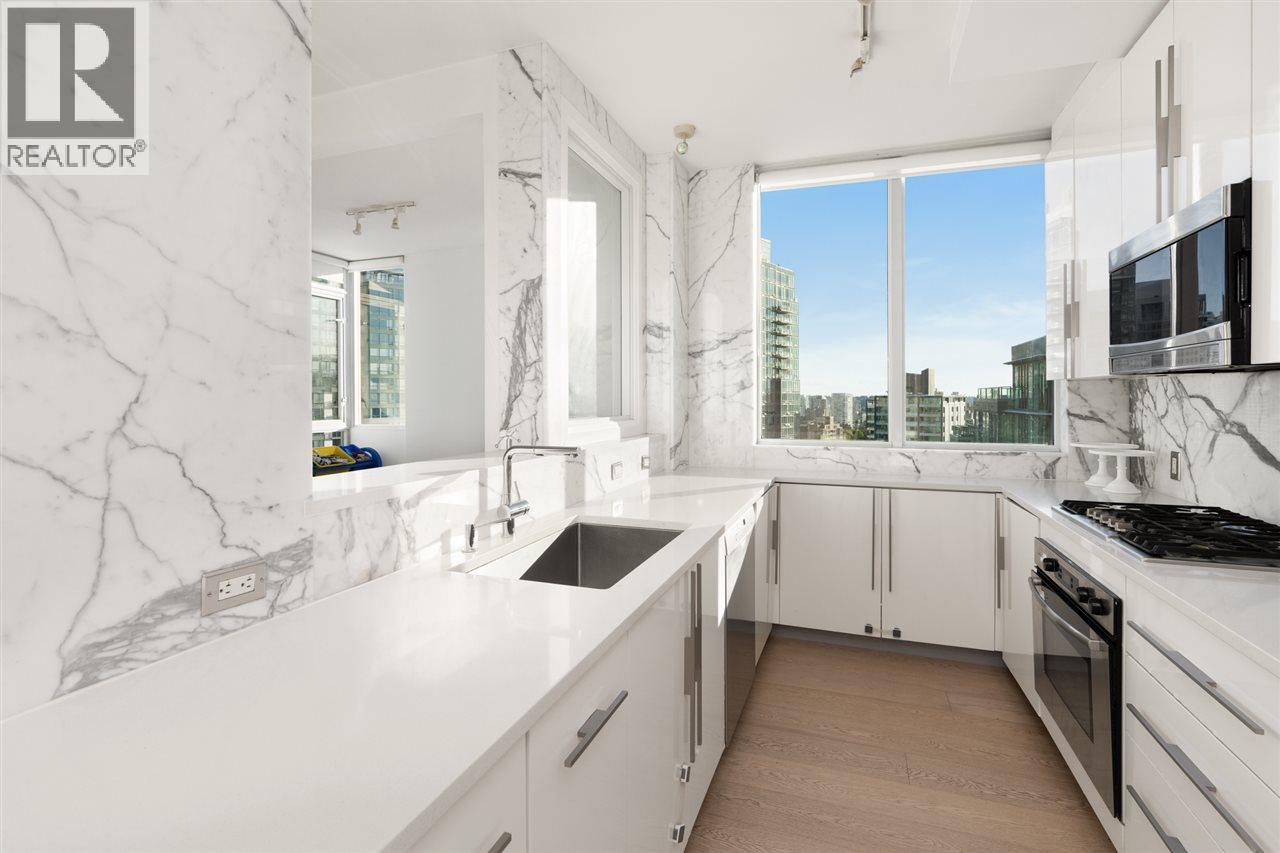 Listing Picture 12 of 30 : 3501 1328 W PENDER STREET, Vancouver / 溫哥華 - 魯藝地產 Yvonne Lu Group - MLS Medallion Club Member