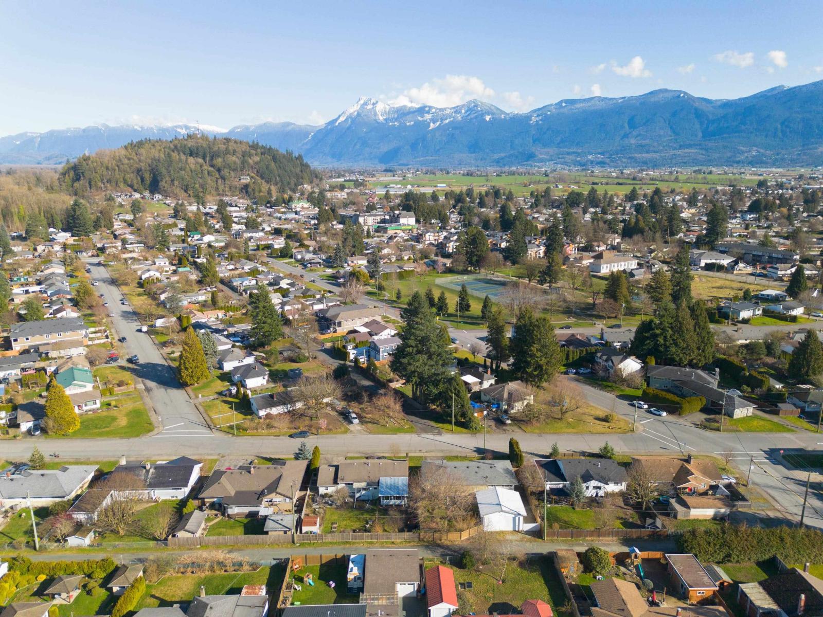 9727 Hazel Street, Chilliwack Proper East, Chilliwack, British Columbia  V2P 5P1 - Photo 39 - R3093097