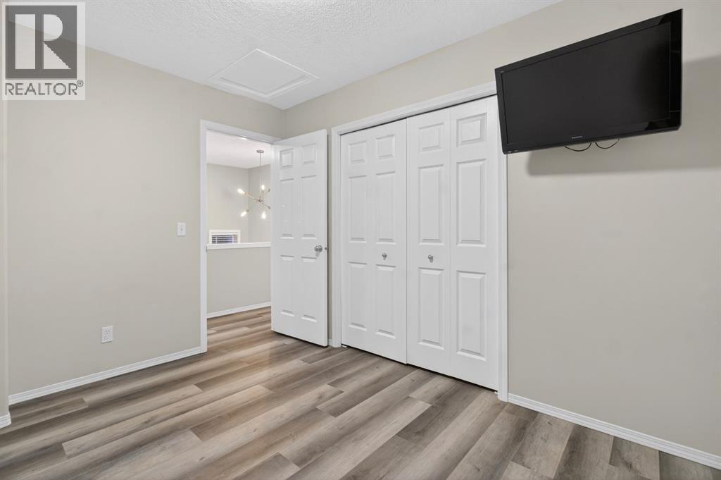 147 Everstone Rise Sw, Calgary, Alberta  T2Y 4J7 - Photo 30 - A2274354