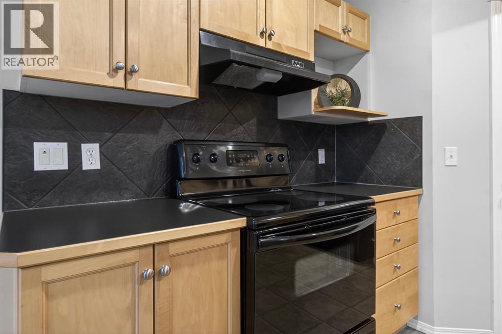 147 Everstone Rise Sw, Calgary, Alberta  T2Y 4J7 - Photo 15 - A2274354