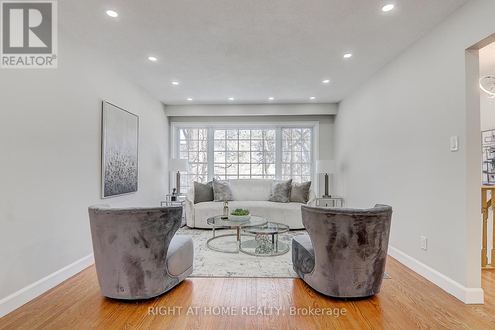 36 Bobmar Road, Toronto (Highland Creek), Ontario  M1C 1C9 - Photo 8 - E12819442