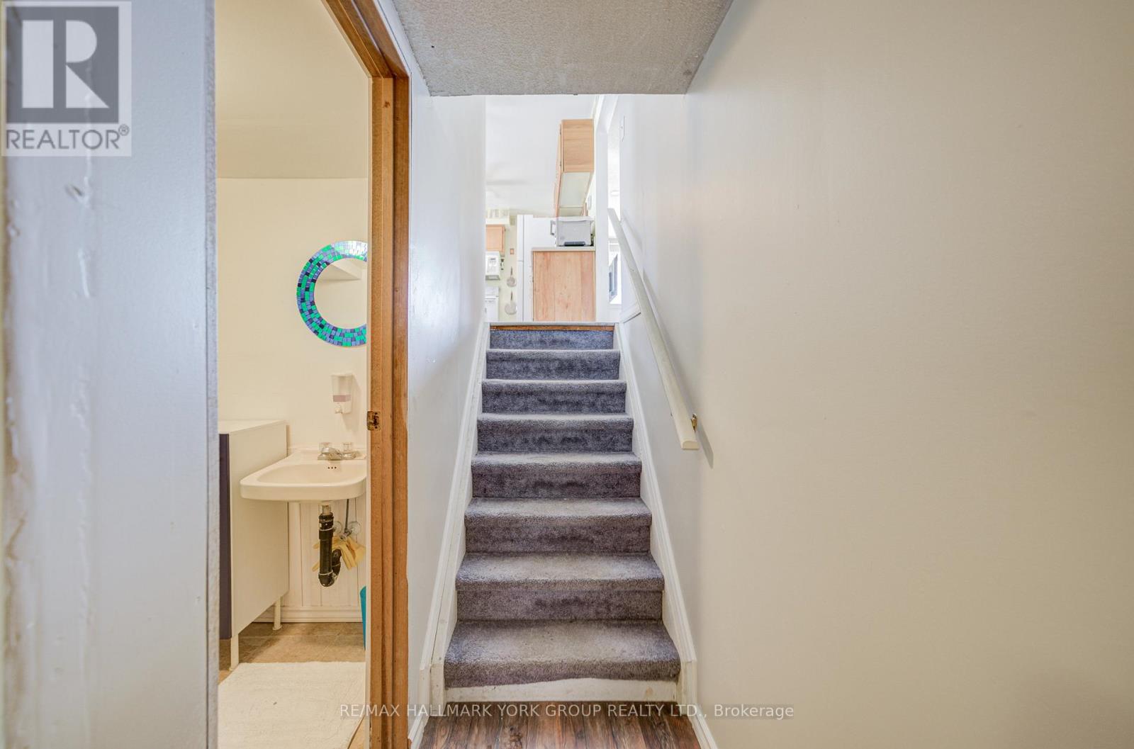 184 Olive Street, East Gwillimbury, Ontario  L9N 1M3 - Photo 15 - N12819380