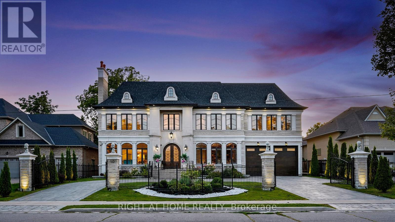 10 Yongeview Avenue, Richmond Hill, Ontario  L4C 7A4 - Photo 4 - N12819440