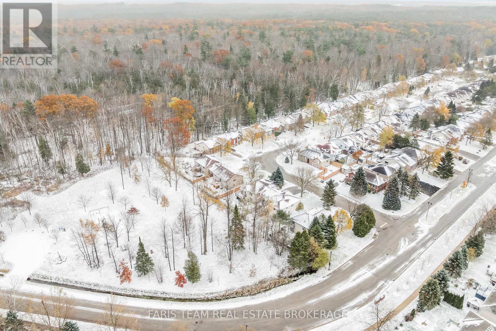 5 Harbour Crescent, Wasaga Beach, Ontario  L9Z 1G4 - Photo 29 - S12819496