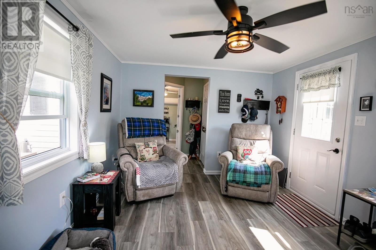 50 Pinehurst Street, Amherst, Nova Scotia  B4H 4X4 - Photo 12 - 202523903