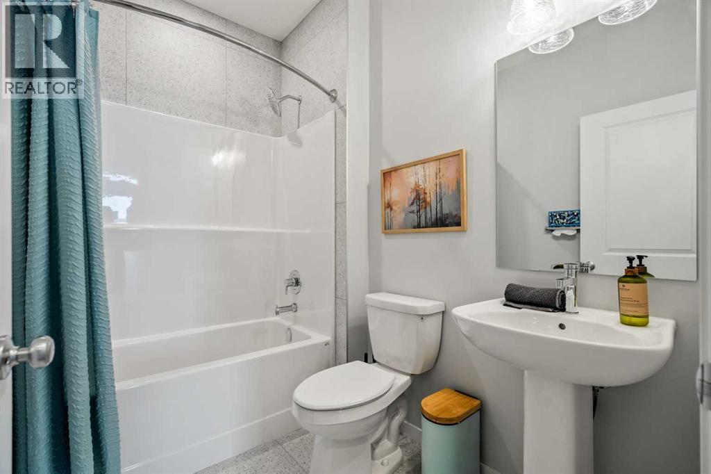 545 Bridgeport Street, Chestermere, Alberta  T1X 3E1 - Photo 16 - A2285499