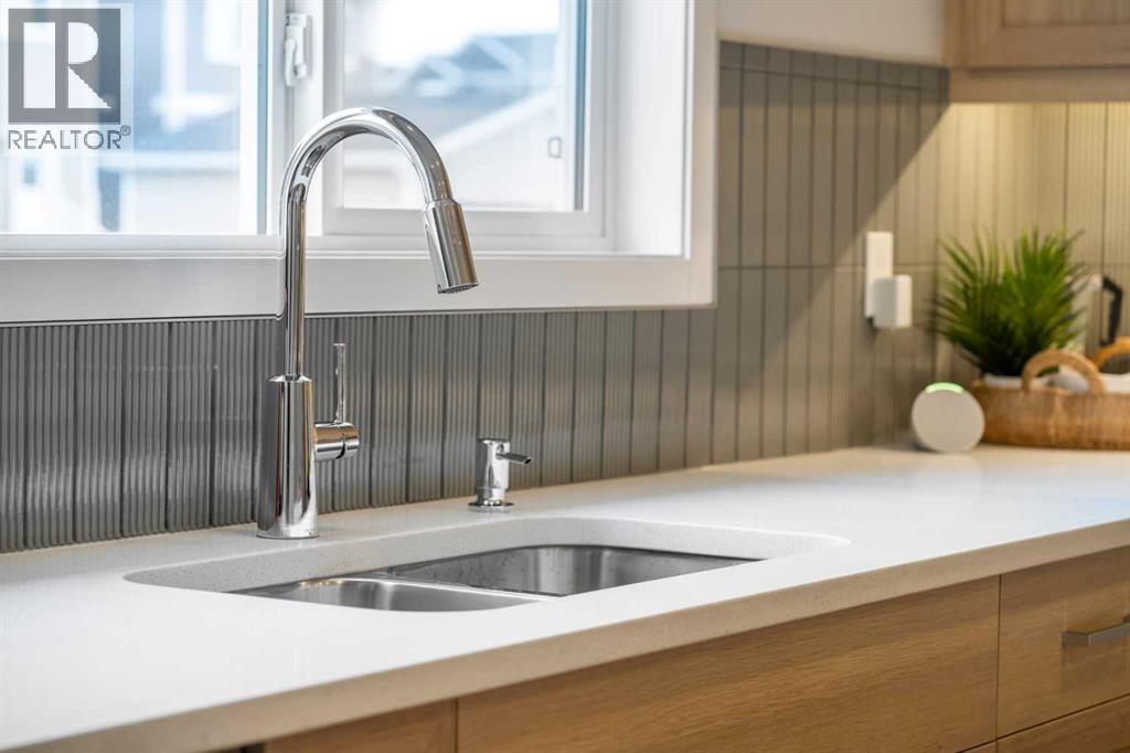 545 Bridgeport Street, Chestermere, Alberta  T1X 3E1 - Photo 15 - A2285499