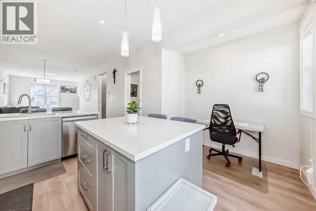 240 Copperleaf Way Se, Calgary, Alberta  T2Z 5G2 - Photo 9 - A2285579