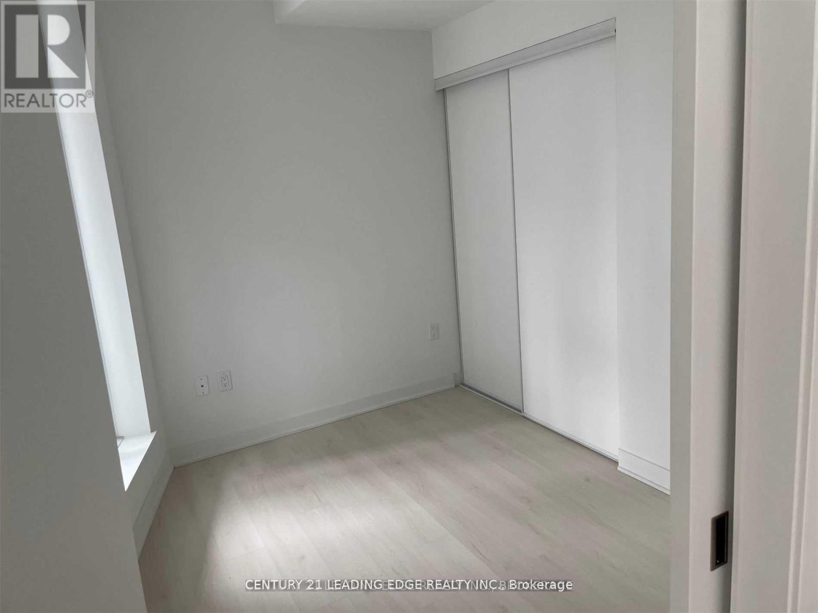 214 - 3900 Confederation Parkway, Mississauga, Ontario  L5B 0M3 - Photo 7 - W12819444