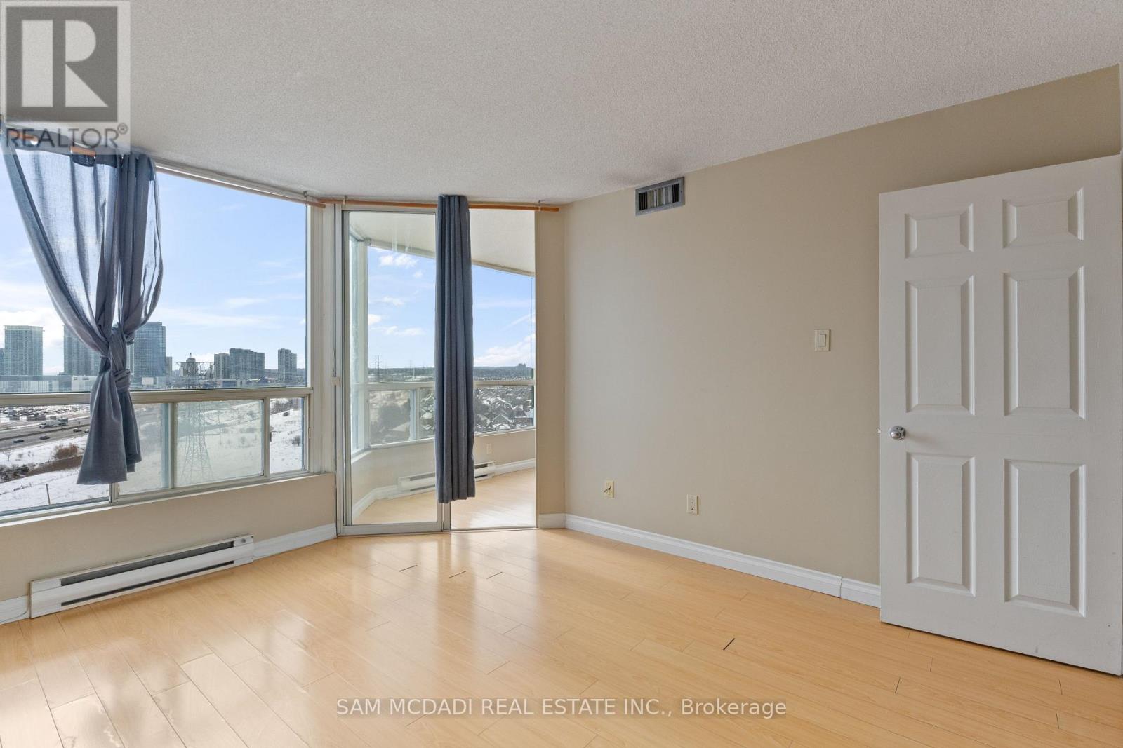 1405 - 4460 Tucana Court, Mississauga, Ontario  L5R 3K9 - Photo 12 - W12819466