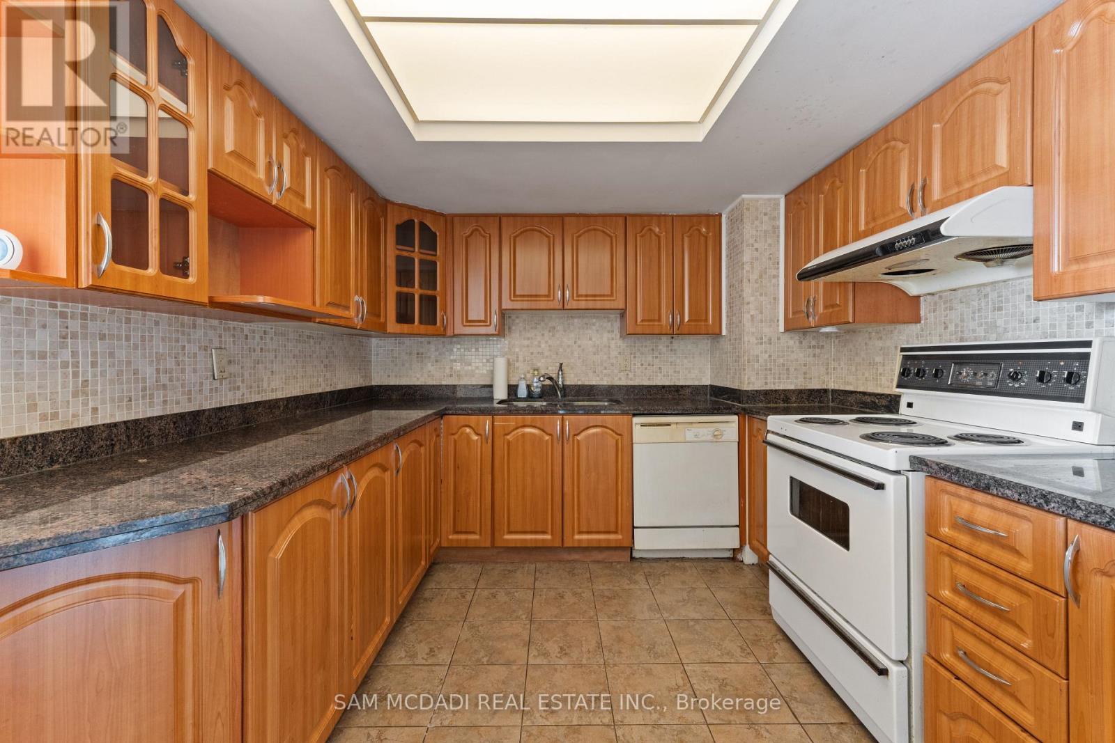 1405 - 4460 Tucana Court, Mississauga, Ontario  L5R 3K9 - Photo 6 - W12819466