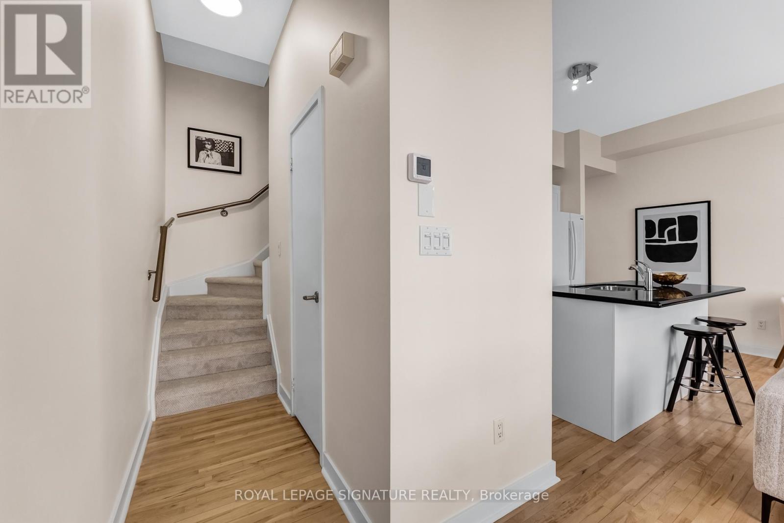 2 - 1398 Bloor Street W, Toronto, Ontario  M6P 4H6 - Photo 15 - W12819478