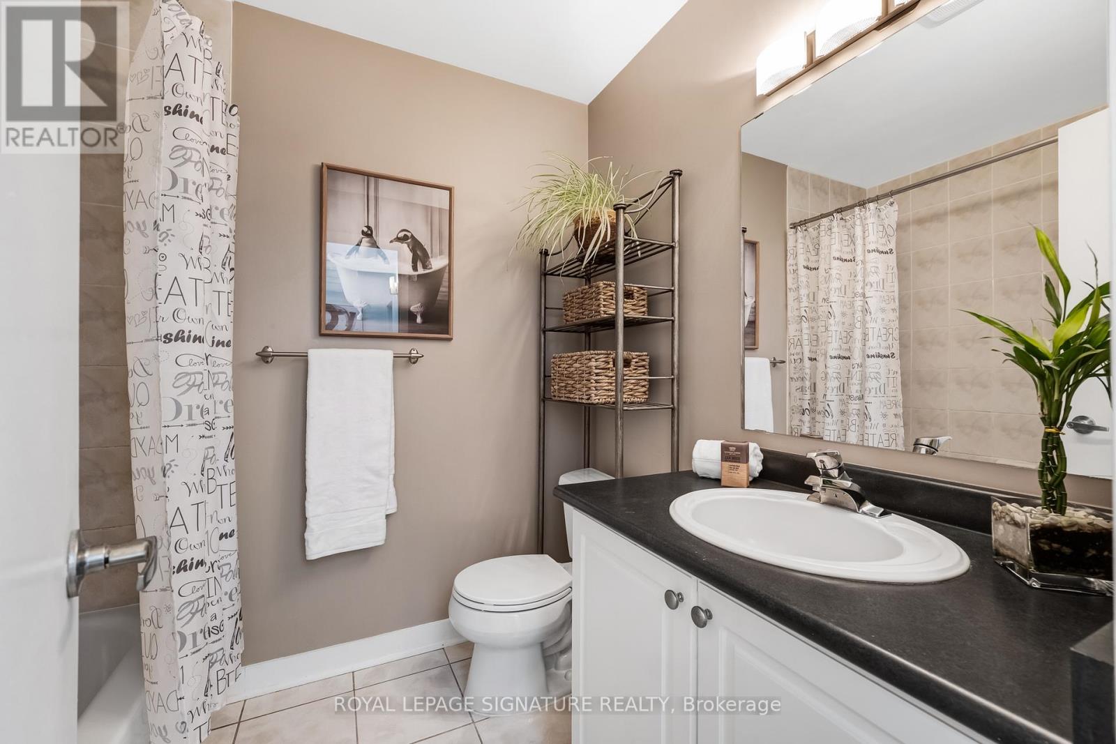 2 - 1398 Bloor Street W, Toronto, Ontario  M6P 4H6 - Photo 23 - W12819478