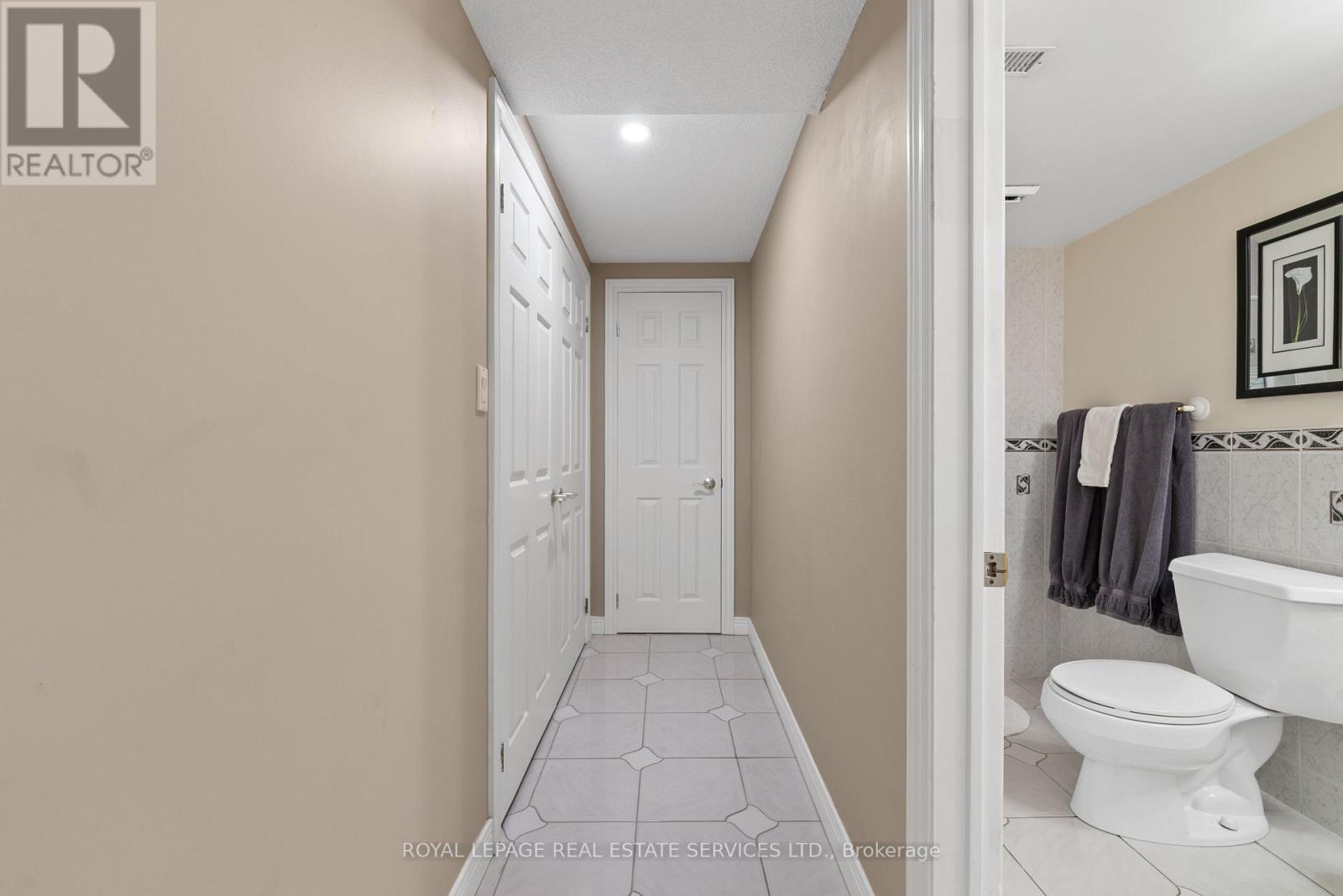 1150 Creekside Drive, Oakville, Ontario  L6H 4Z4 - Photo 42 - W12819488