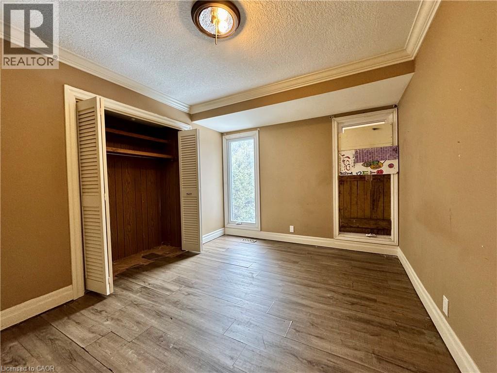 Photo 11 of 27 for 12 Spruce Street