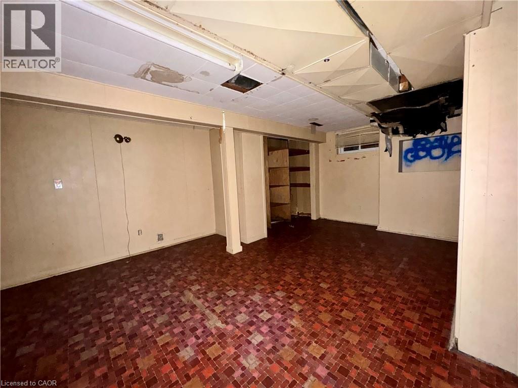 Photo 24 of 27 for 12 Spruce Street