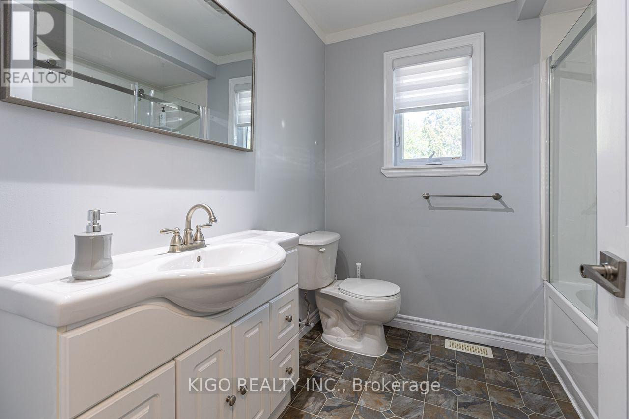 2320 Hyde Park Road N, London North, Ontario  N6H 5K2 - Photo 31 - X12819482