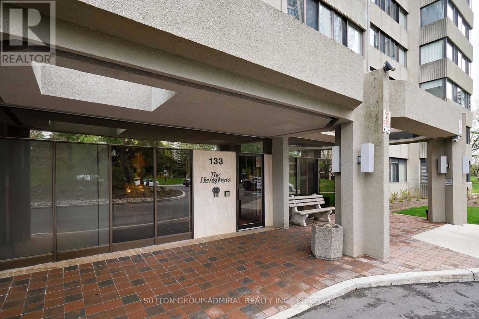 402 - 133 Torresdale Avenue, Toronto, Ontario  M2R 3T2 - Photo 2 - C12819328