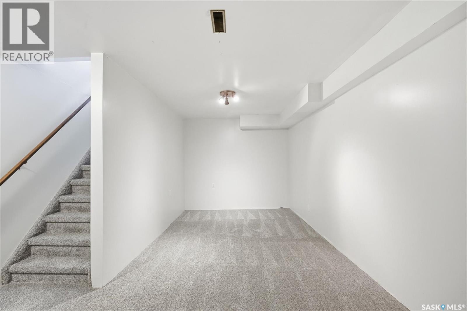 302 3rd Street W, Delisle, Saskatchewan  S0L 0P0 - Photo 24 - SK029113