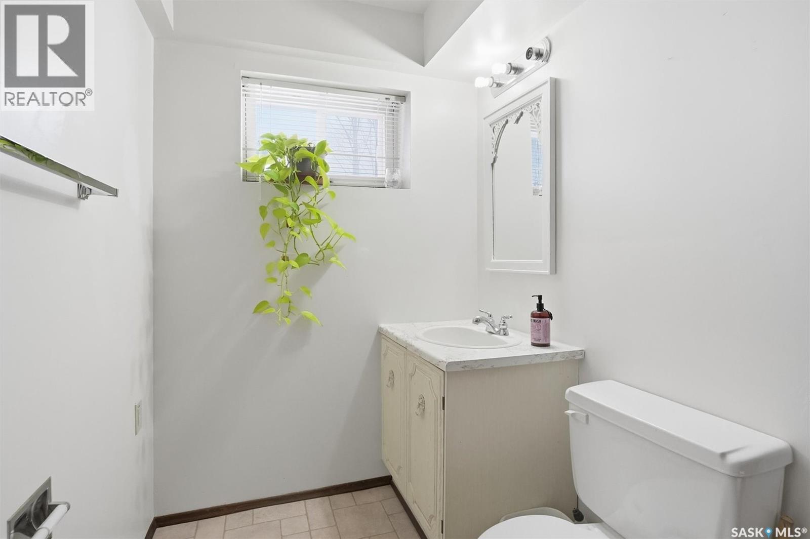 302 3rd Street W, Delisle, Saskatchewan  S0L 0P0 - Photo 30 - SK029113