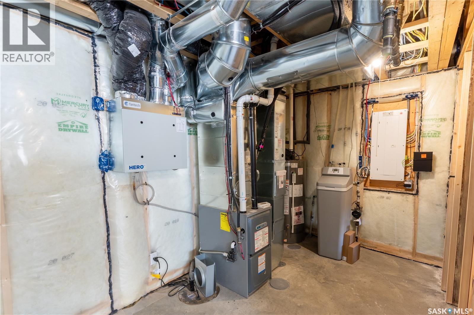 3033 Green Stone Road, Regina, Saskatchewan  S4V 3Z2 - Photo 28 - SK028611