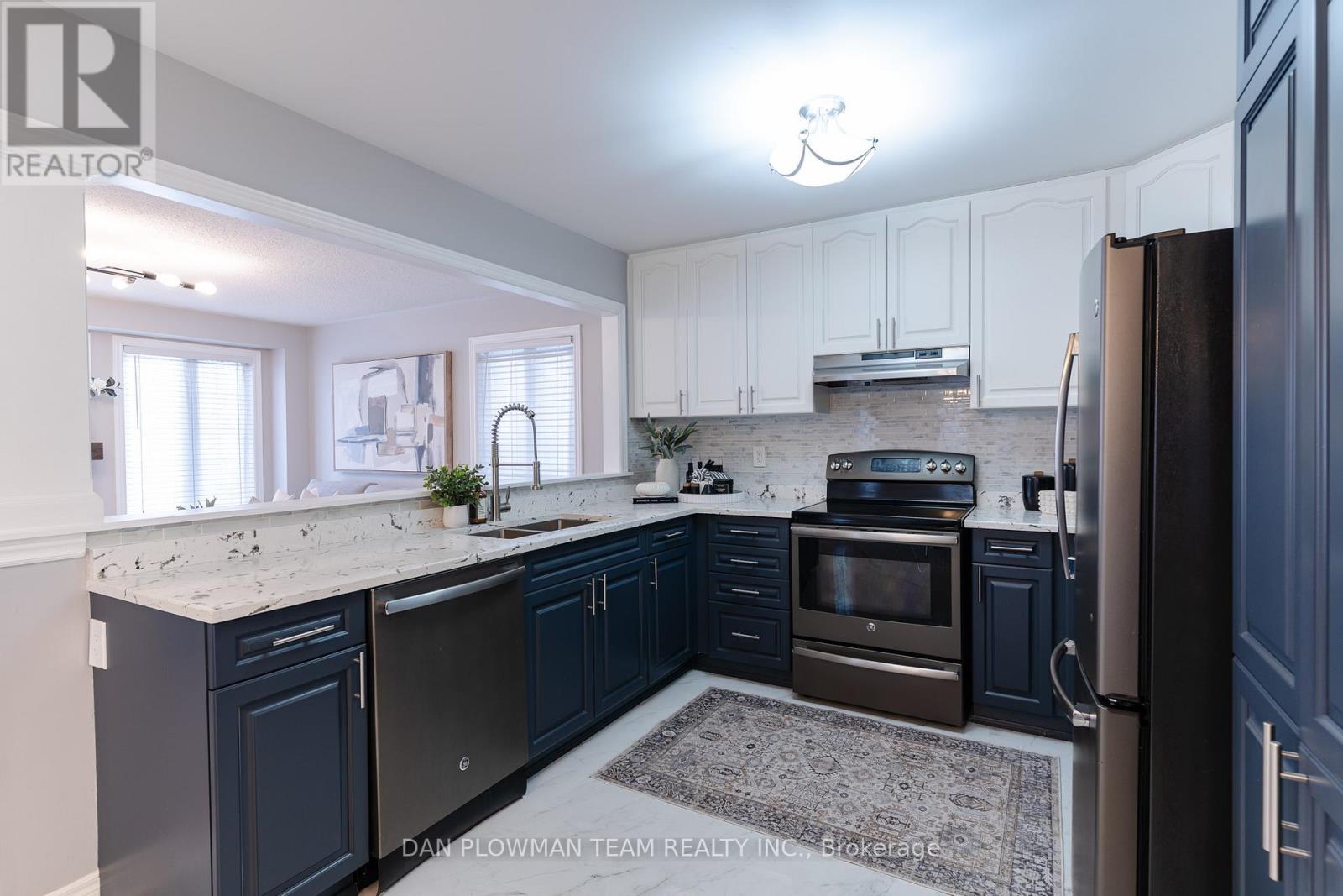 27 Mccourt Drive, Ajax, Ontario  L1Z 0P4 - Photo 8 - E12819080