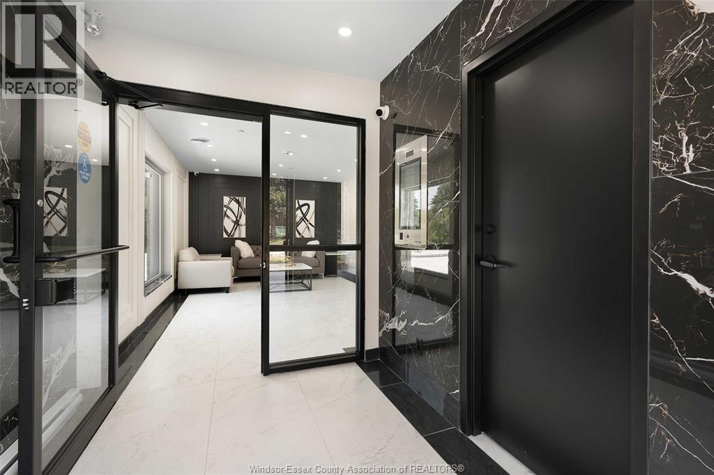 705 Grand Marais Unit# 103, Windsor, Ontario N8X 3H8 - Photo 3 - 26003997