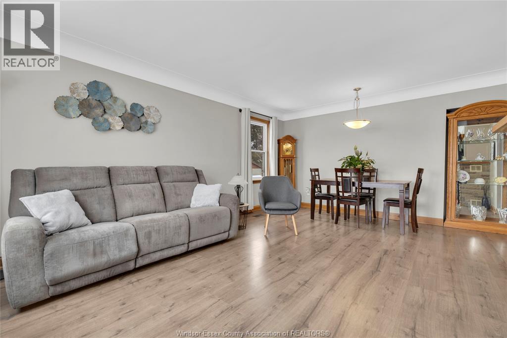 42 Grace, Leamington, Ontario N8H 1K9 - Photo 12 - 26003995