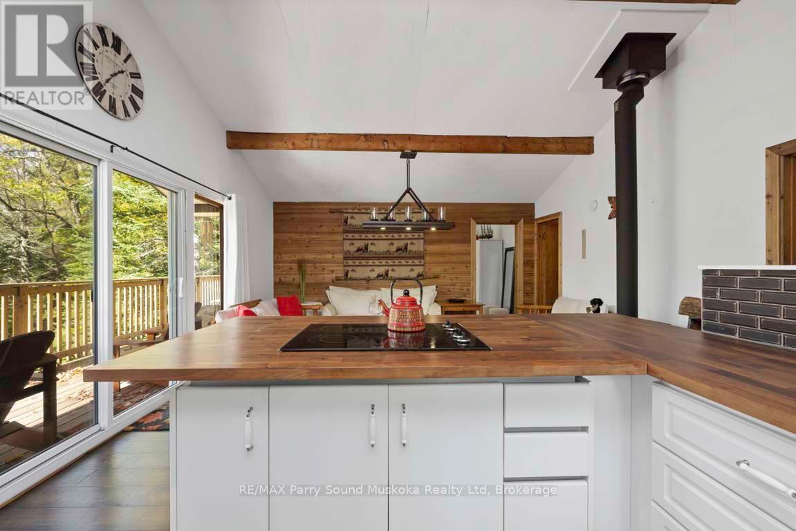 37 Lynberry Drive, Seguin, Ontario  P2A 2W9 - Photo 21 - X12819618