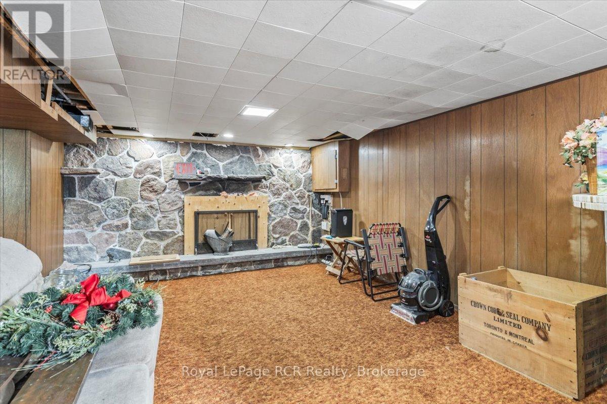 560 6th Avenue, Hanover, Ontario N4N 2G6 - Photo 20 - X12819714