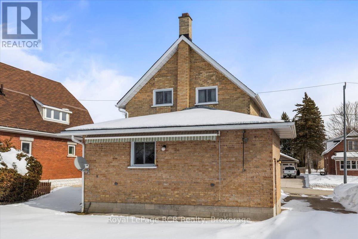 560 6th Avenue, Hanover, Ontario N4N 2G6 - Photo 23 - X12819714