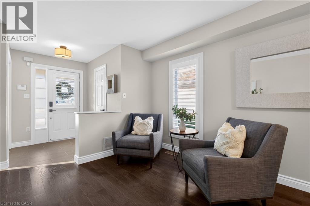 2286 Seton Crescent, Burlington, Ontario  L7L 6Y4 - Photo 4 - 40805857