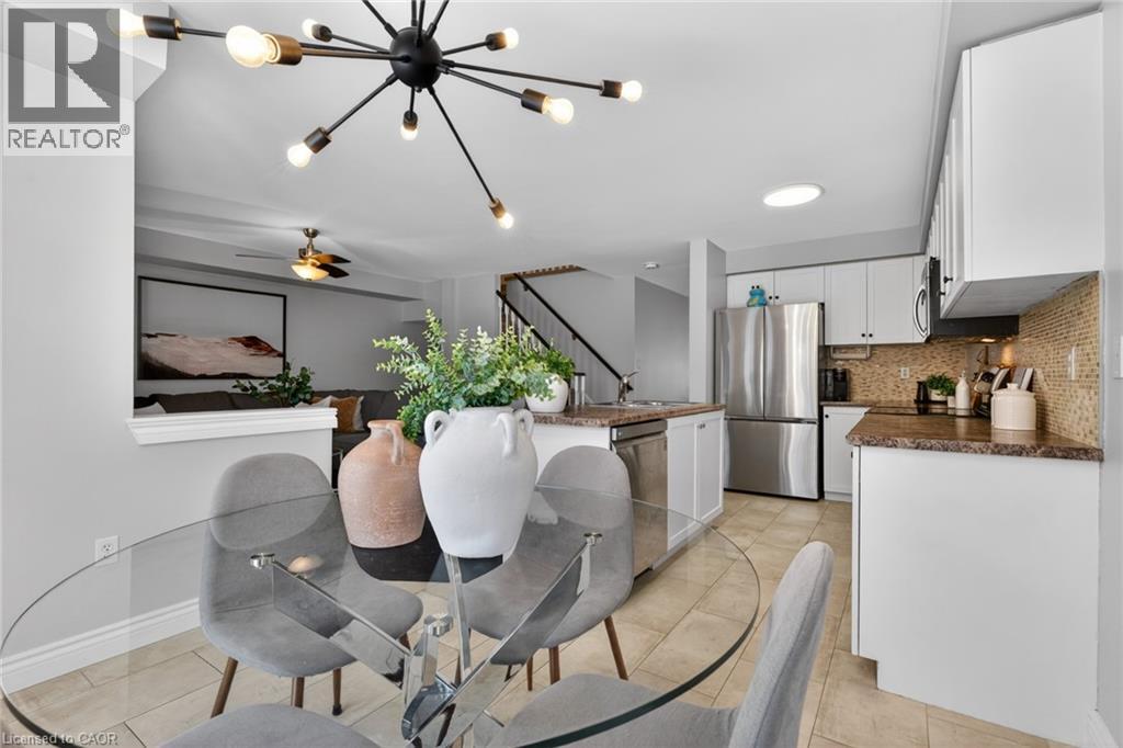 2286 Seton Crescent, Burlington, Ontario  L7L 6Y4 - Photo 11 - 40805857