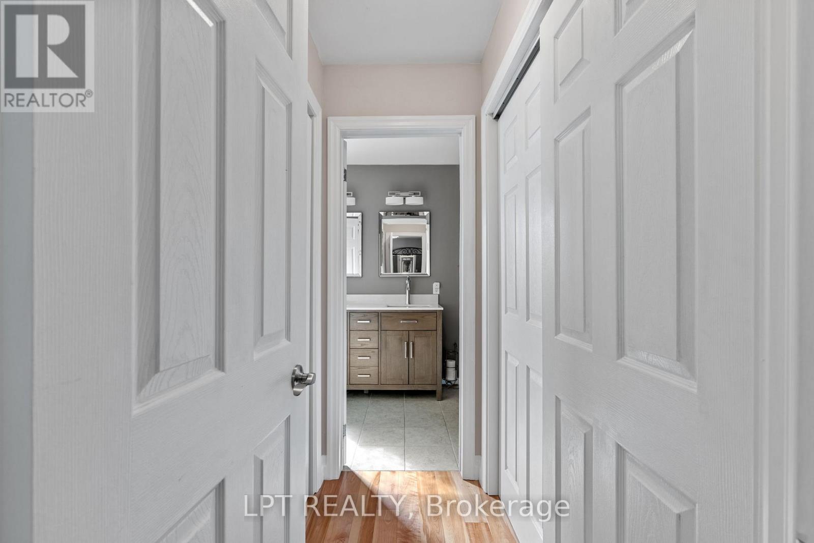 8336 Burwell Road, Lambton Shores, Ontario  N0M 1T0 - Photo 26 - X12819588