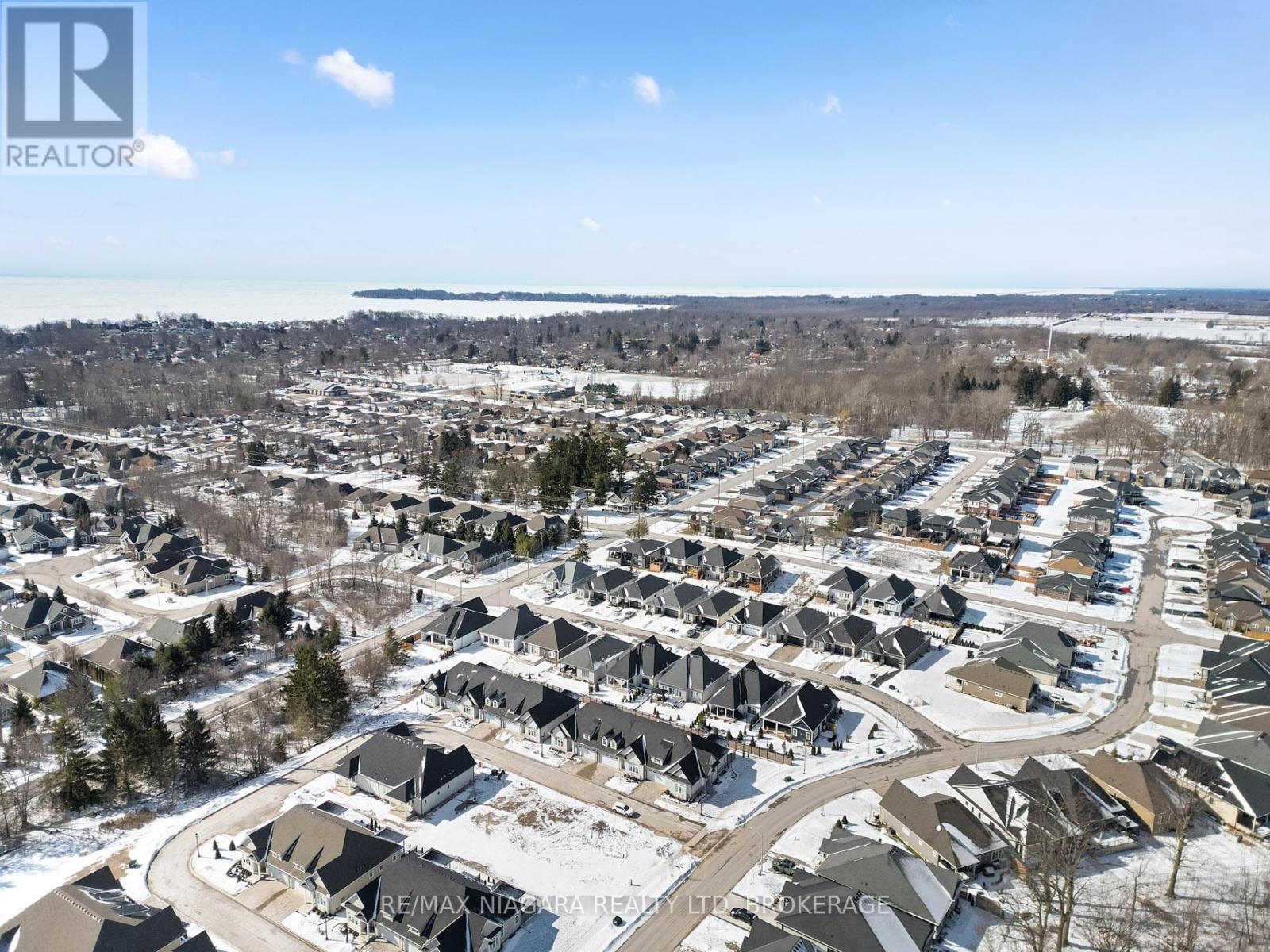 2 - 5 Butternut Crescent, Fort Erie, Ontario  L0S 1N0 - Photo 38 - X12799624