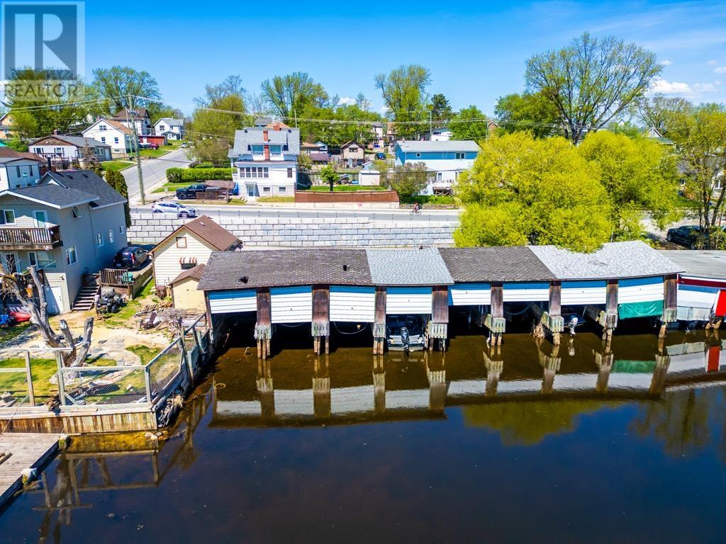 611 THIRD STREET SOUTH, KENORA, Ontario