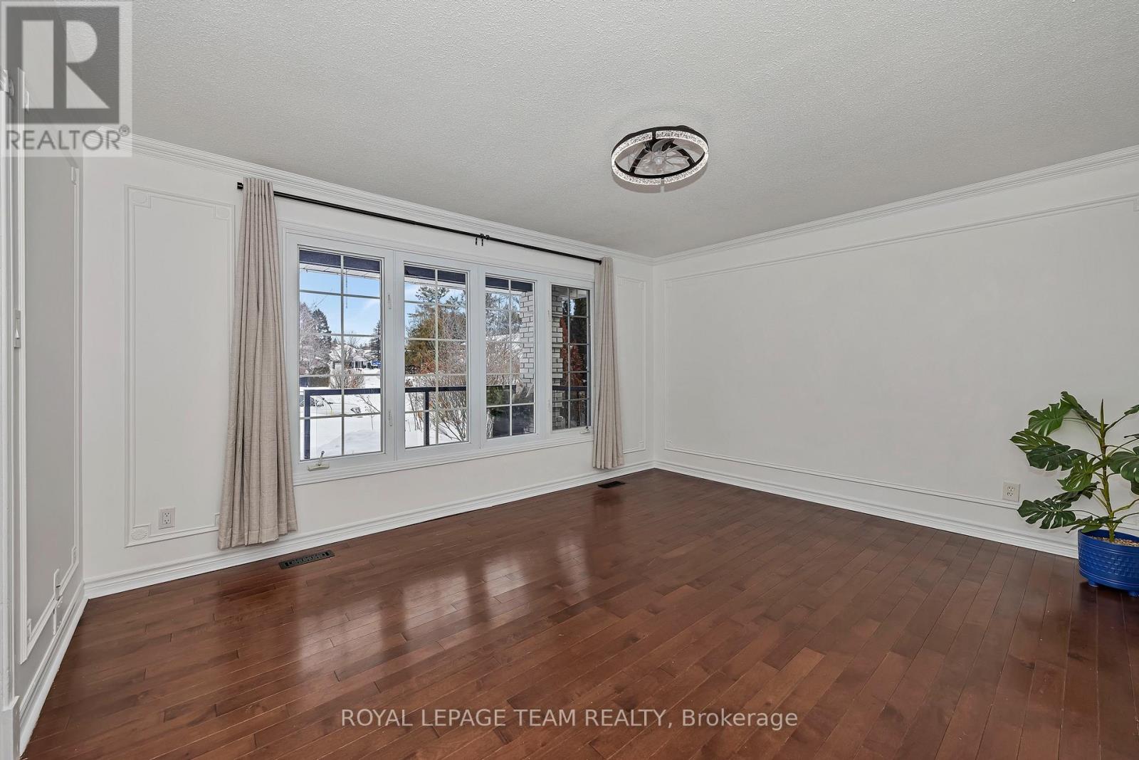 6 Stroughton Crescent, Ottawa, Ontario  K0A 3P0 - Photo 13 - X12819550