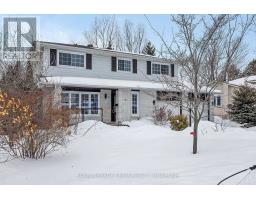 6 STROUGHTON CRESCENT, Ottawa, Ontario